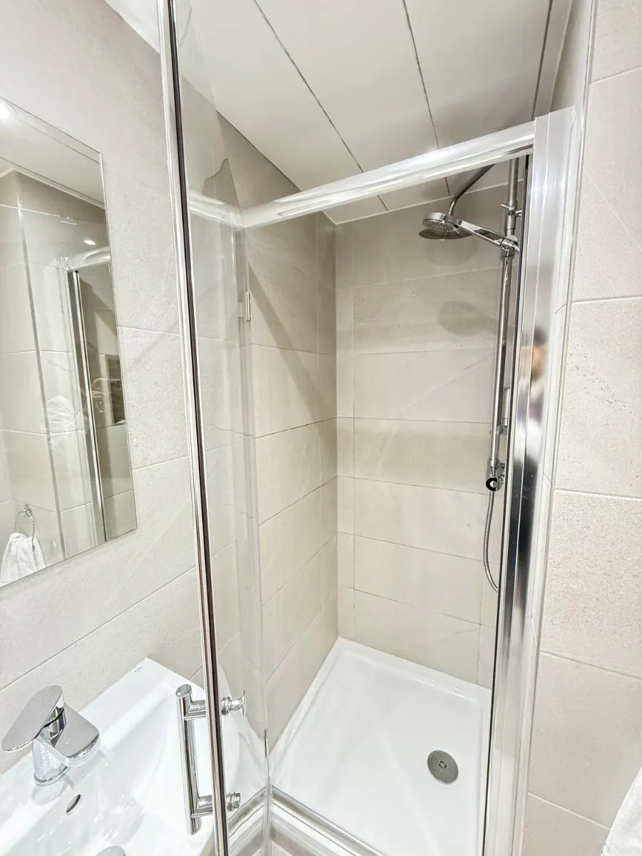 Image 6 of Sandyford Lodge