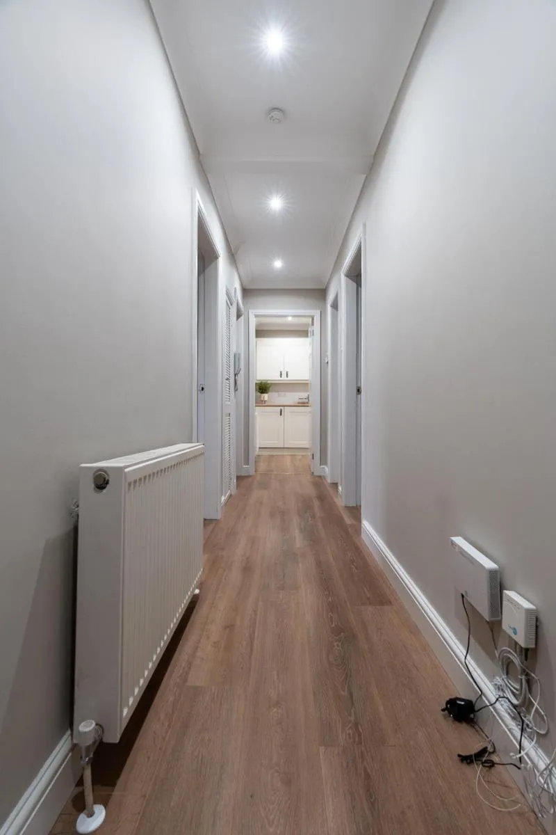 Image 3 of Shaw Apartment