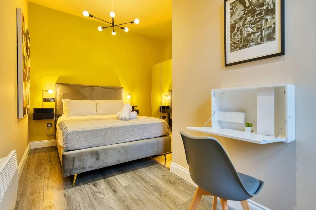 Image 3 of Smart Central Station 1 Bed Apartment B11