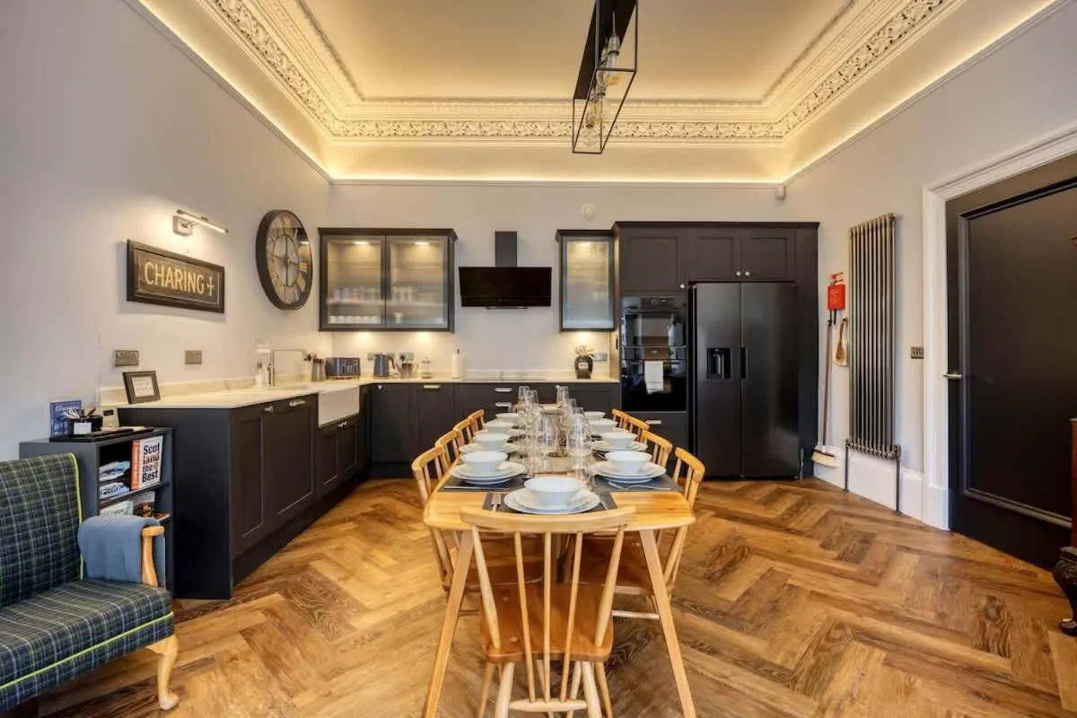 Image 6 of The Burnbank Experience