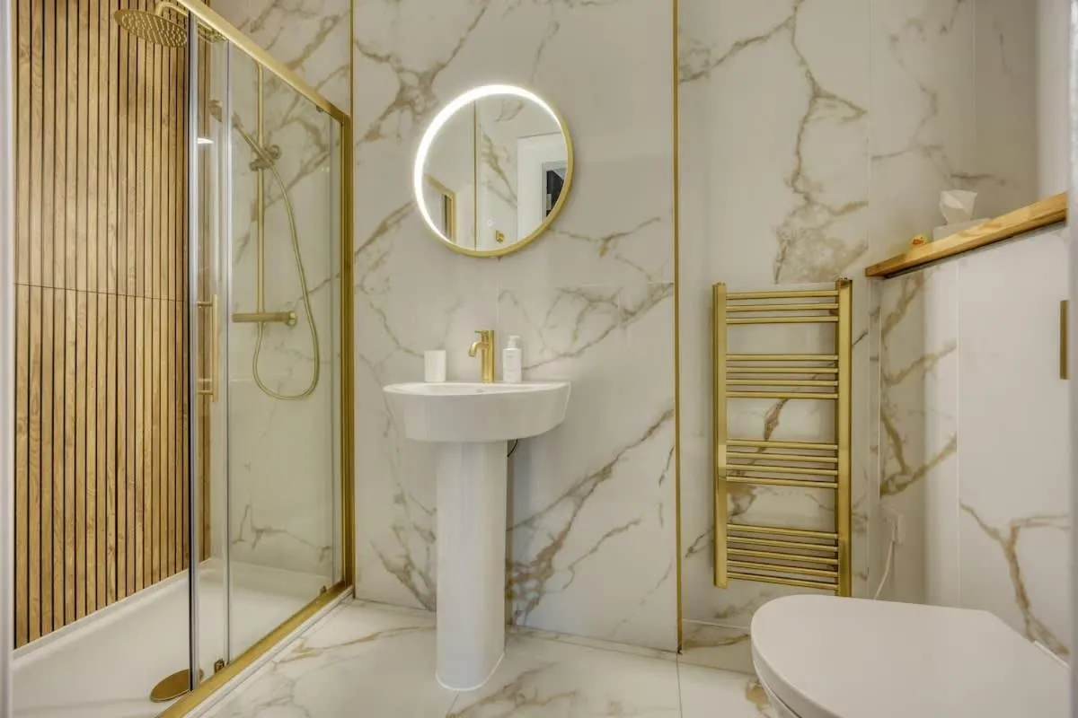 Image 4 of The Burnbank Experience