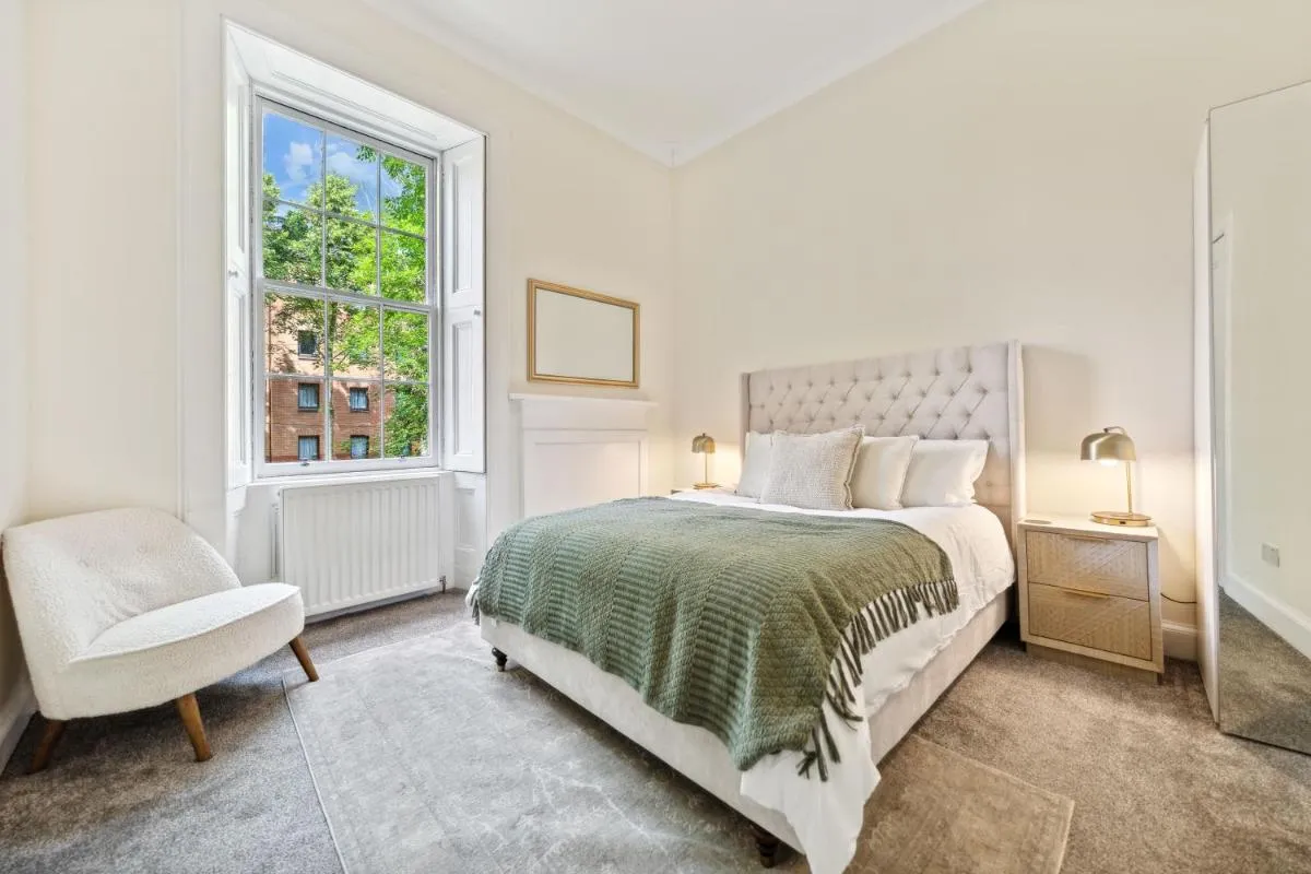 Image 6 of Timeless 5 bed Duplex Flat