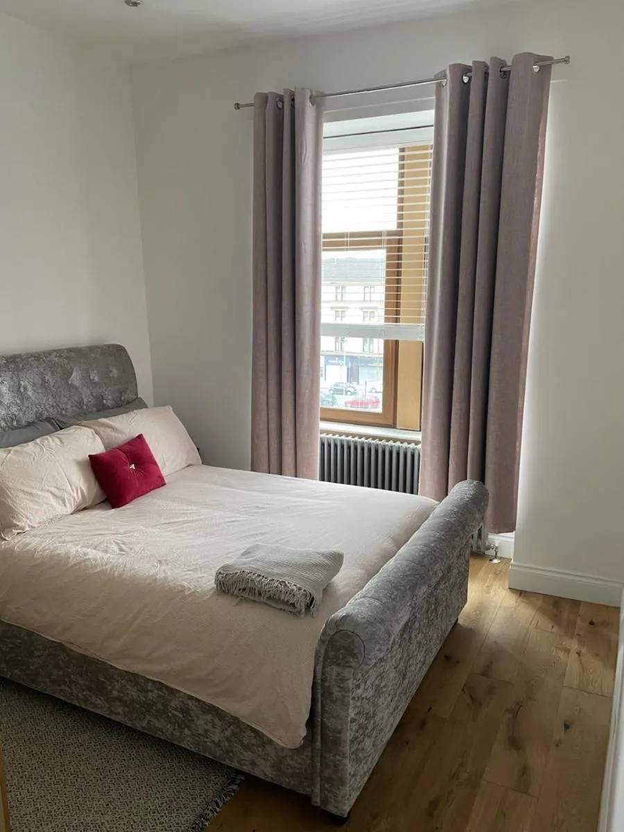 Image 1 of Top Floor West End Apartment – Partick, Glasgow