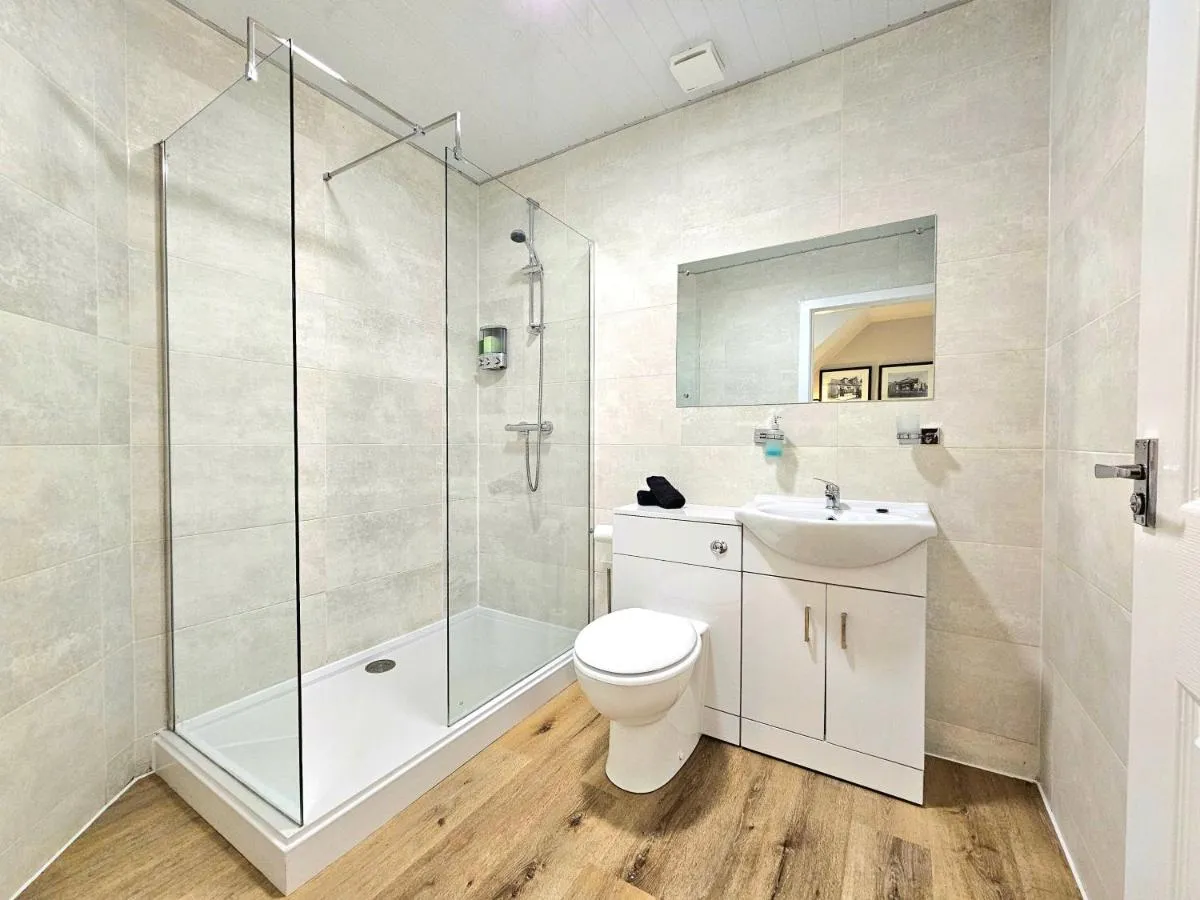 Image 2 of Warm & Cosy Home in Glasgow