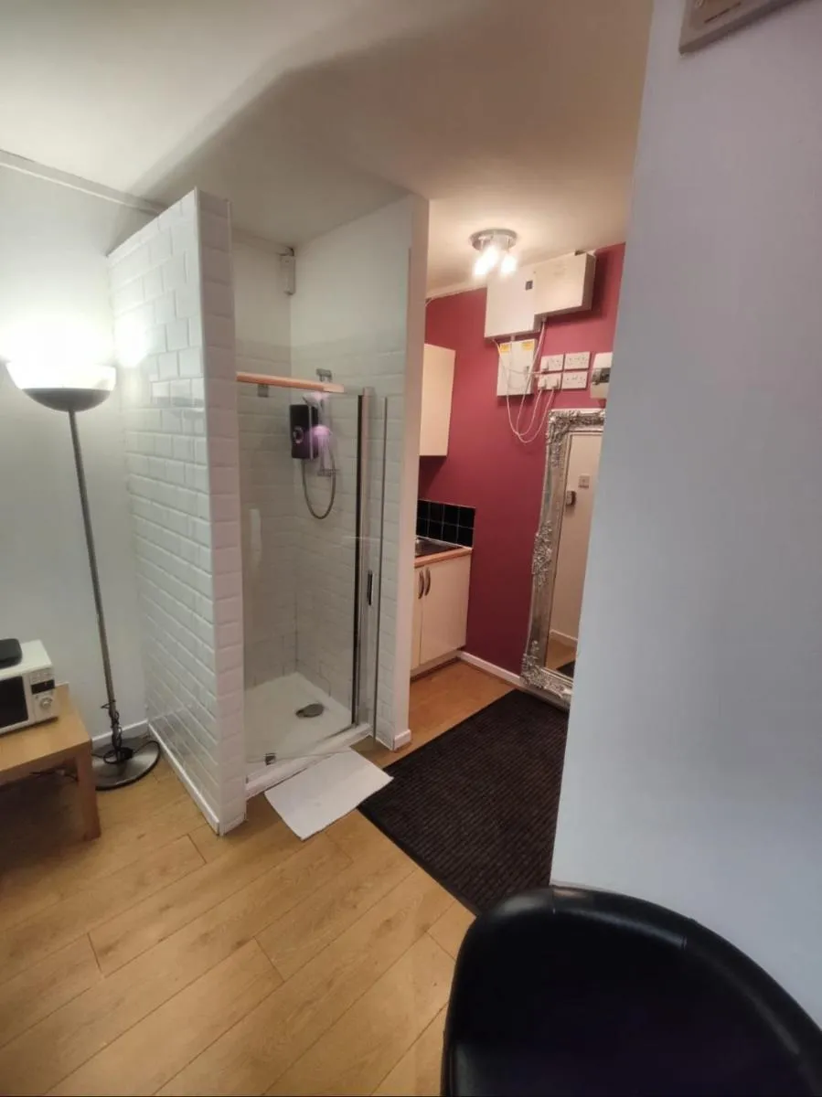 Image 5 of Westend Studio Apt by City Living Scotland