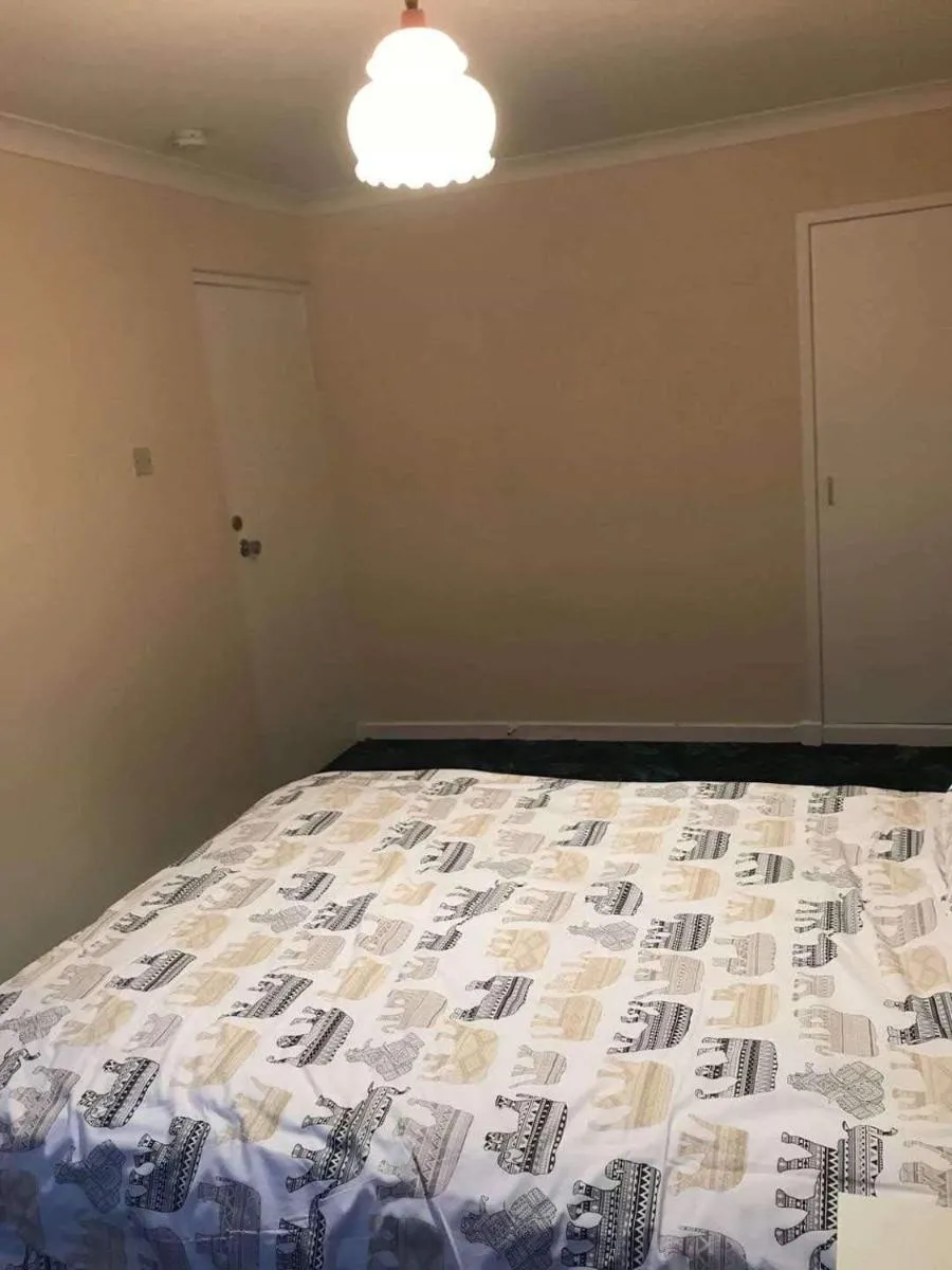 Image 4 of Woodside room