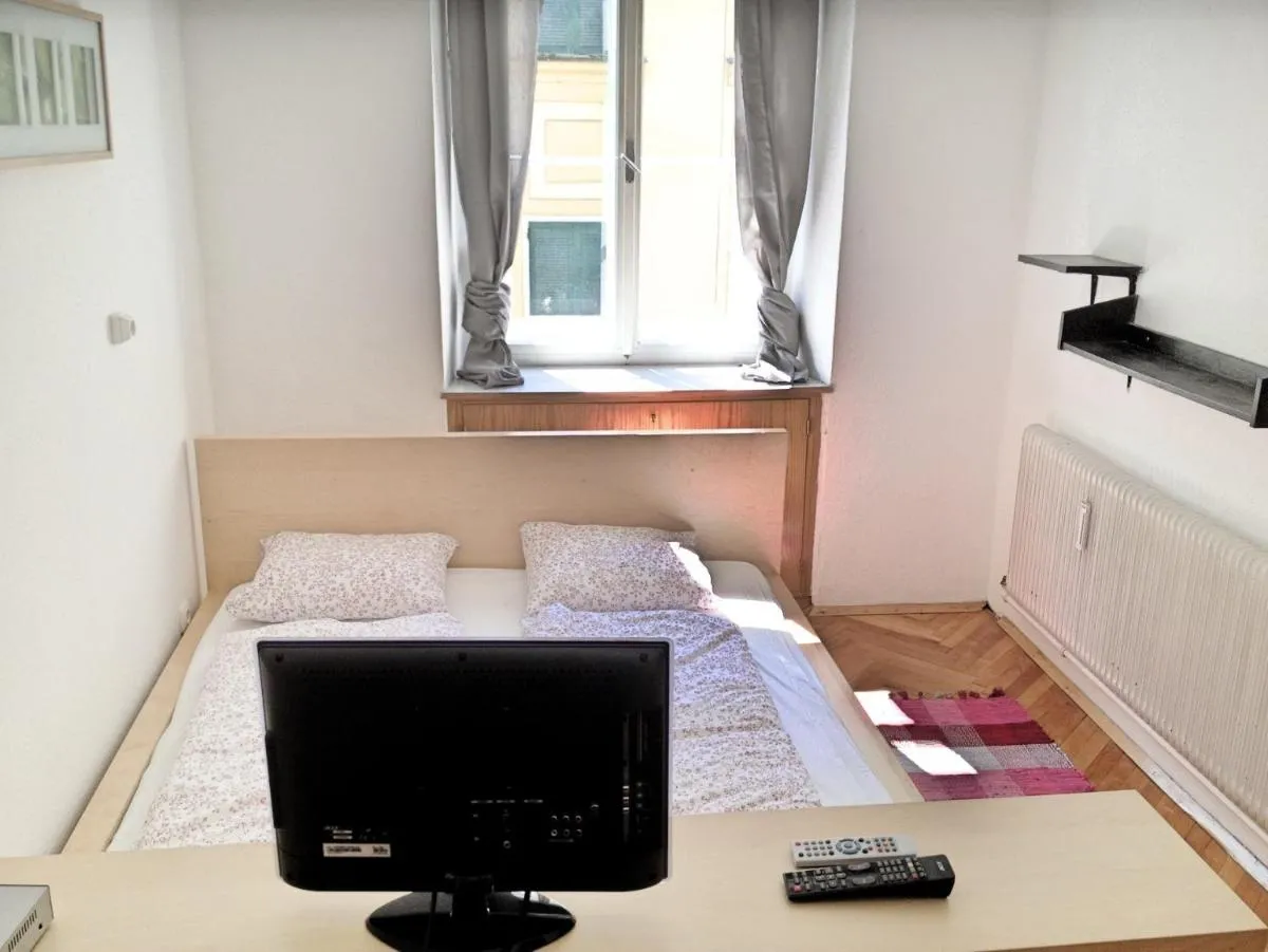 Image 4 of Apartment Jakominiplatz