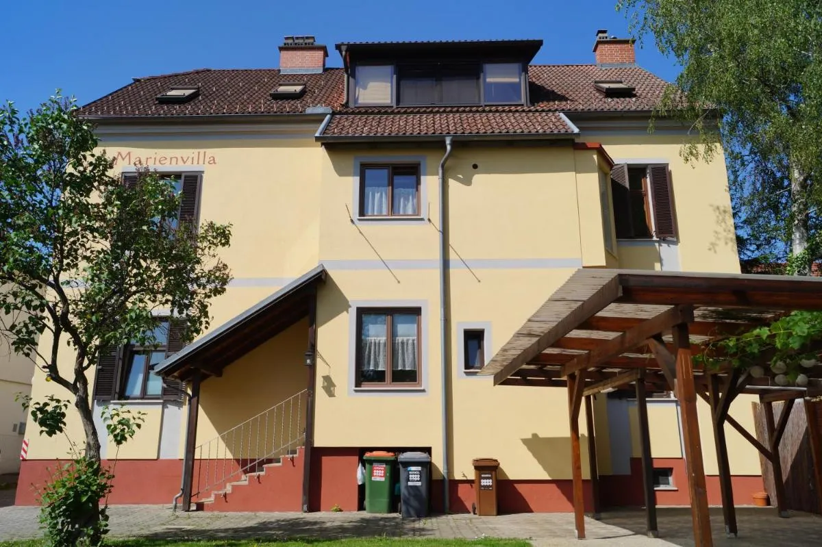 Image 1 of Arena Apartments