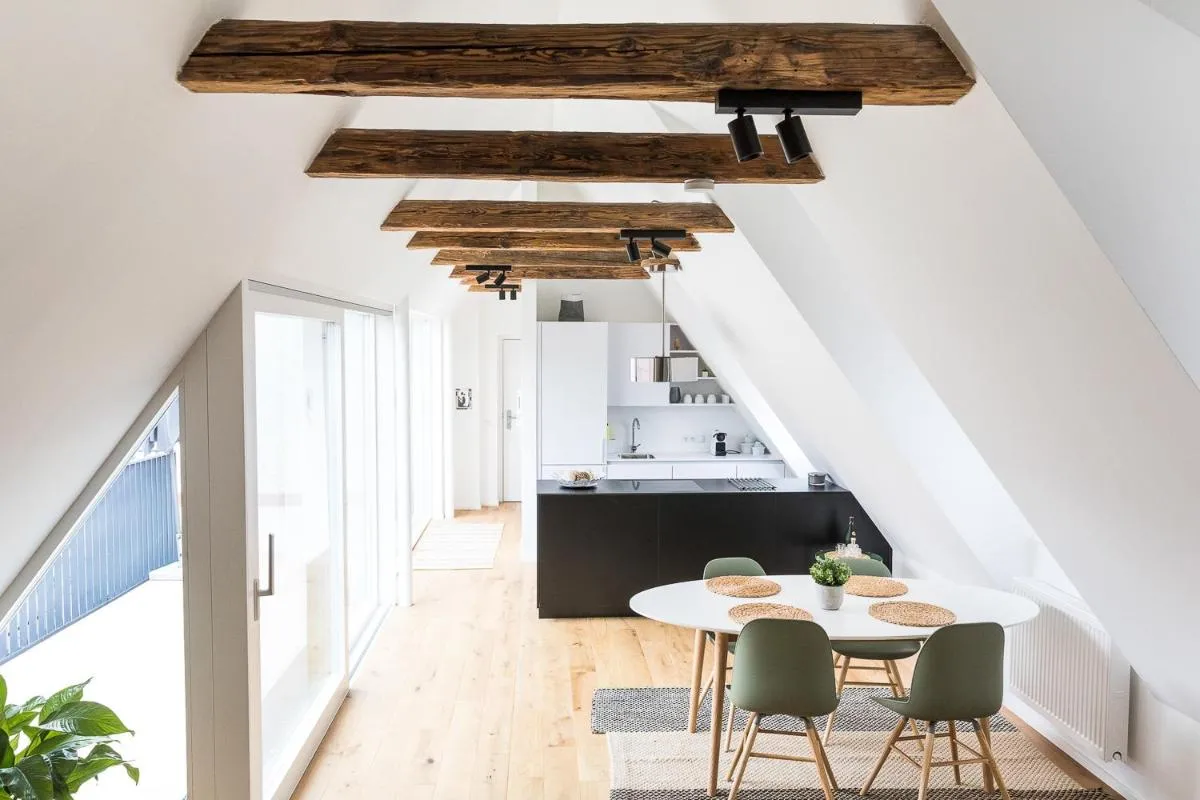 Image 3 of Beautiful Penthouse right in the city center