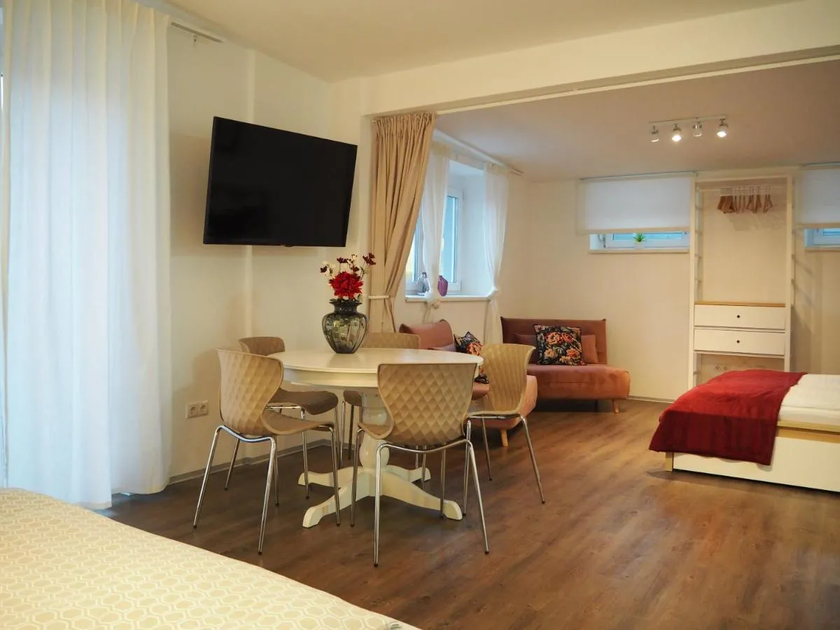 Image 4 of Bungalow Apartment FREE Parking & Self Check-in