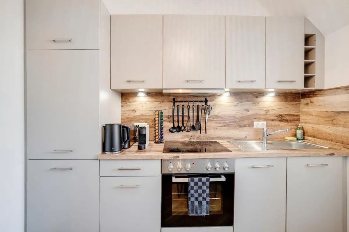 Image 3 of Design Studio-Apartment im historischen Zentrum am Jakominiplatz Graz