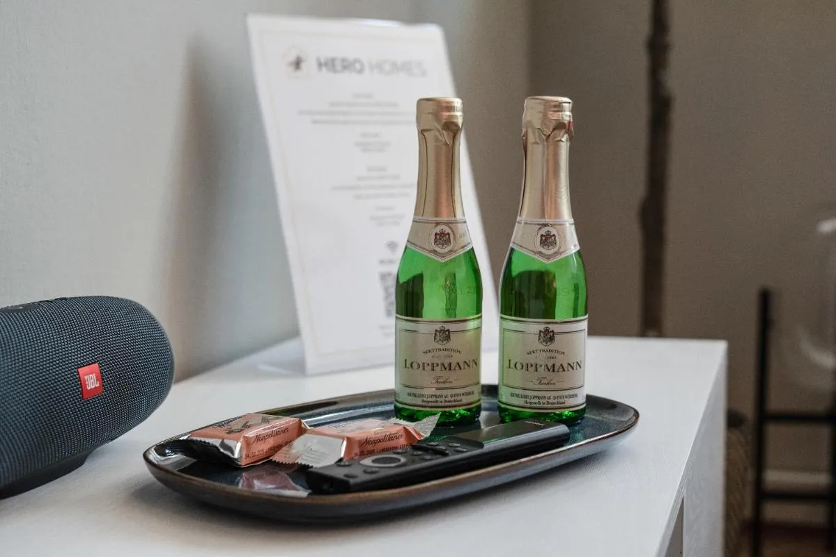 Image 4 of Design Studio-Apartment im historischen Zentrum am Jakominiplatz Graz