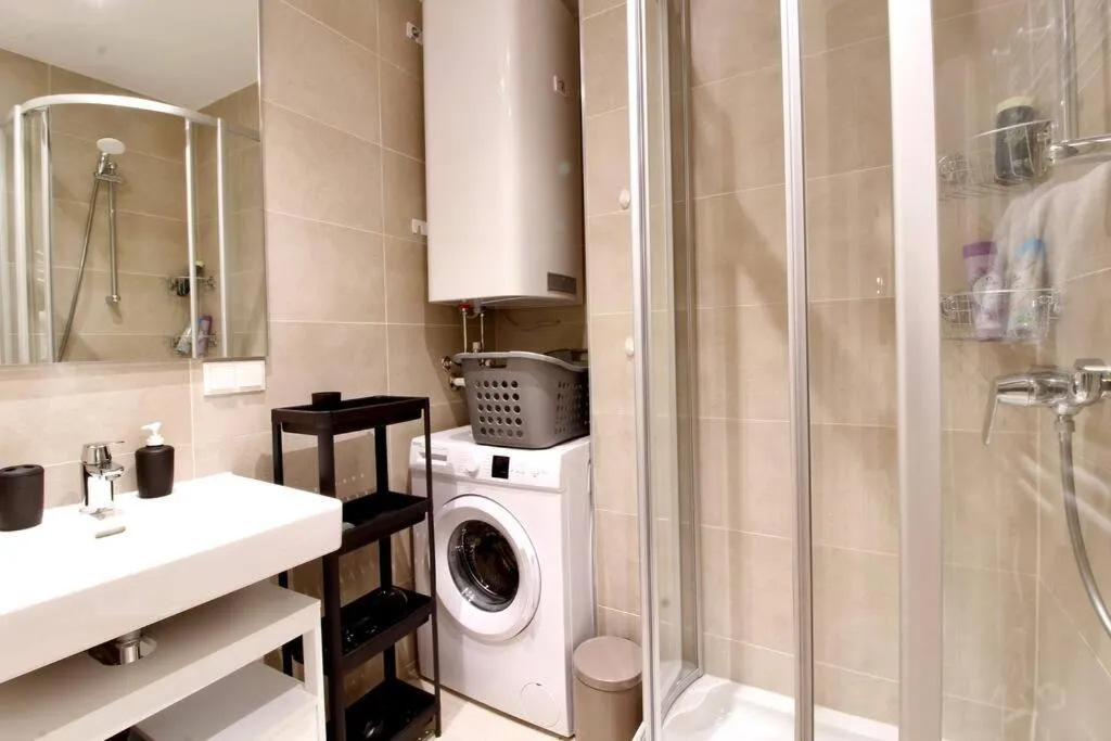 Image 2 of Graz central Penthouse Style Apt