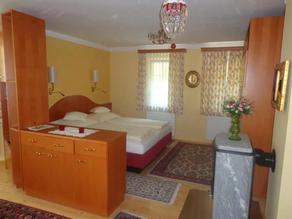 Image 1 of Hans Mauracher Schlössl