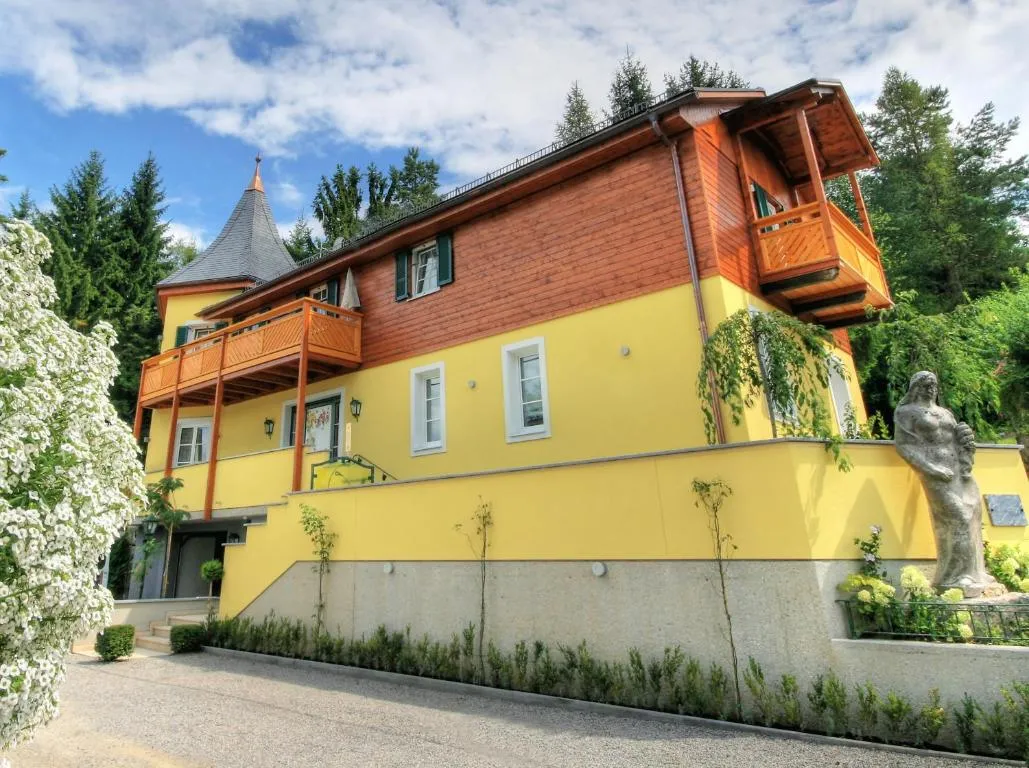 Image of Hans Mauracher Schlössl