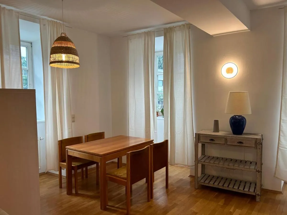 Image 1 of Hubertusschlössl