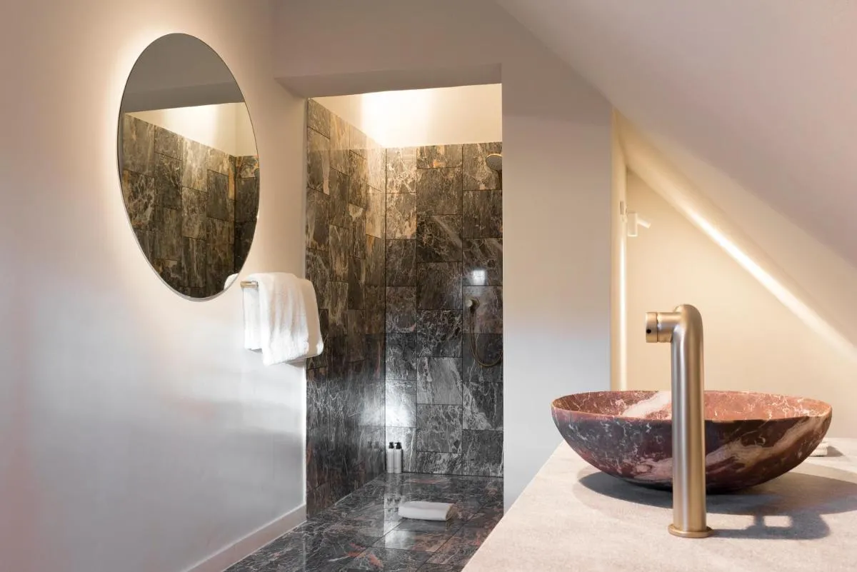 Image 1 of Kai 36 – Hotel zwischen Fels und Fluss