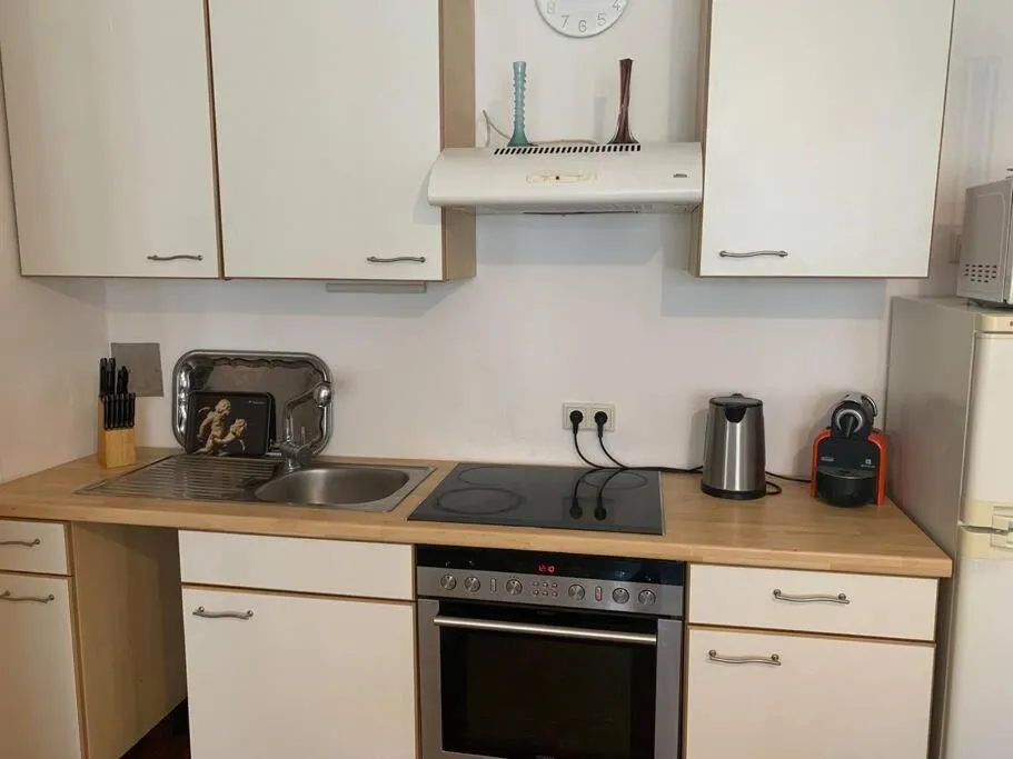 Image 2 of Kleine Wohnung im Zentrum Graz