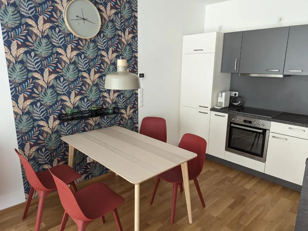 Image of Lend City Apartment keyless entry