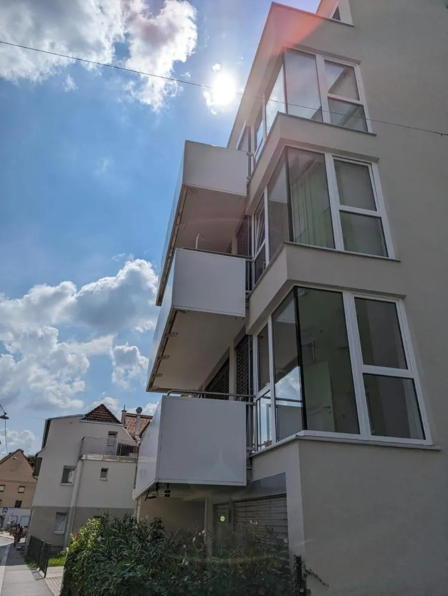 Image 5 of Lend City Apartment keyless entry