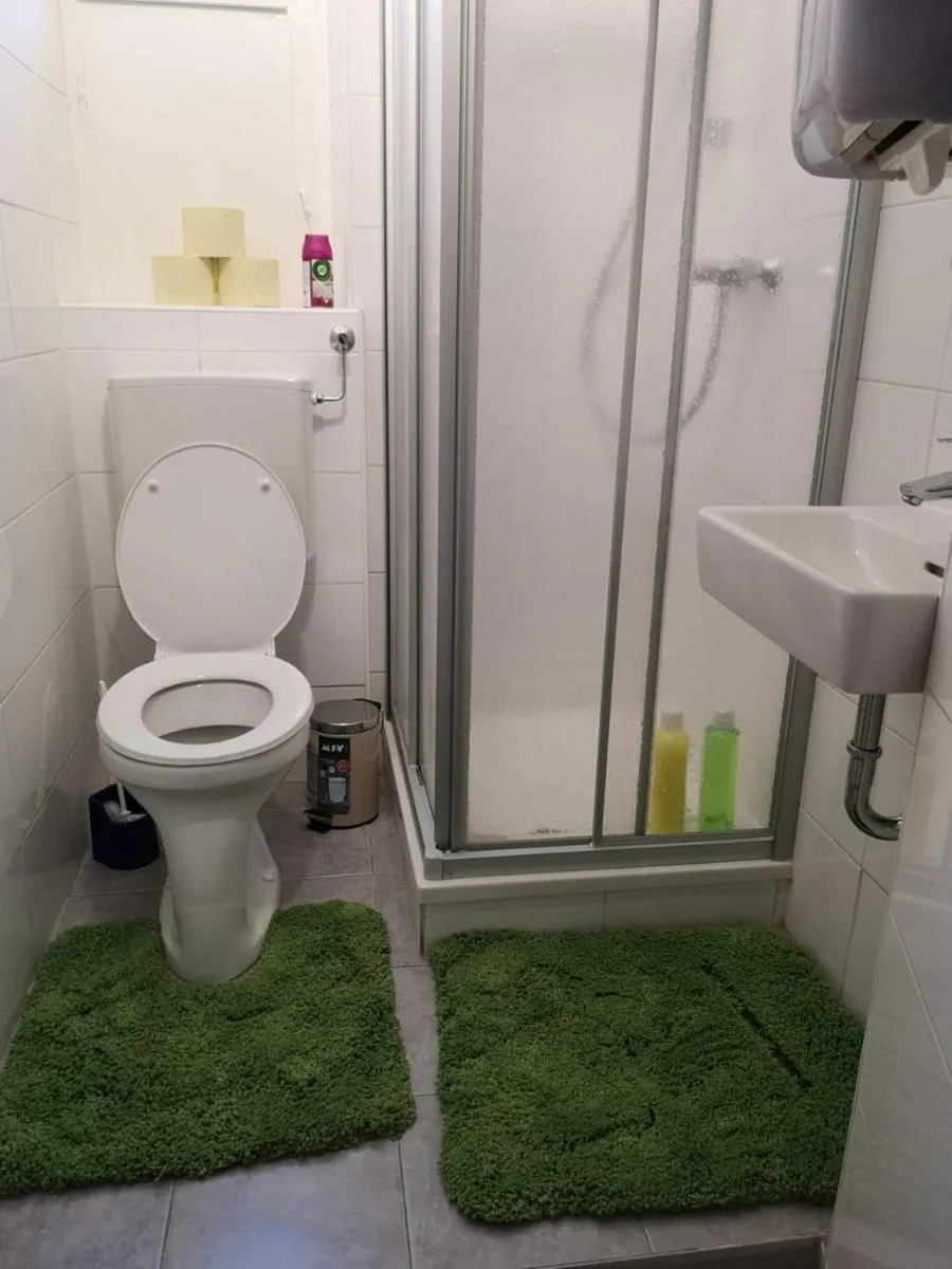 Image 4 of Lilian City Center Studio