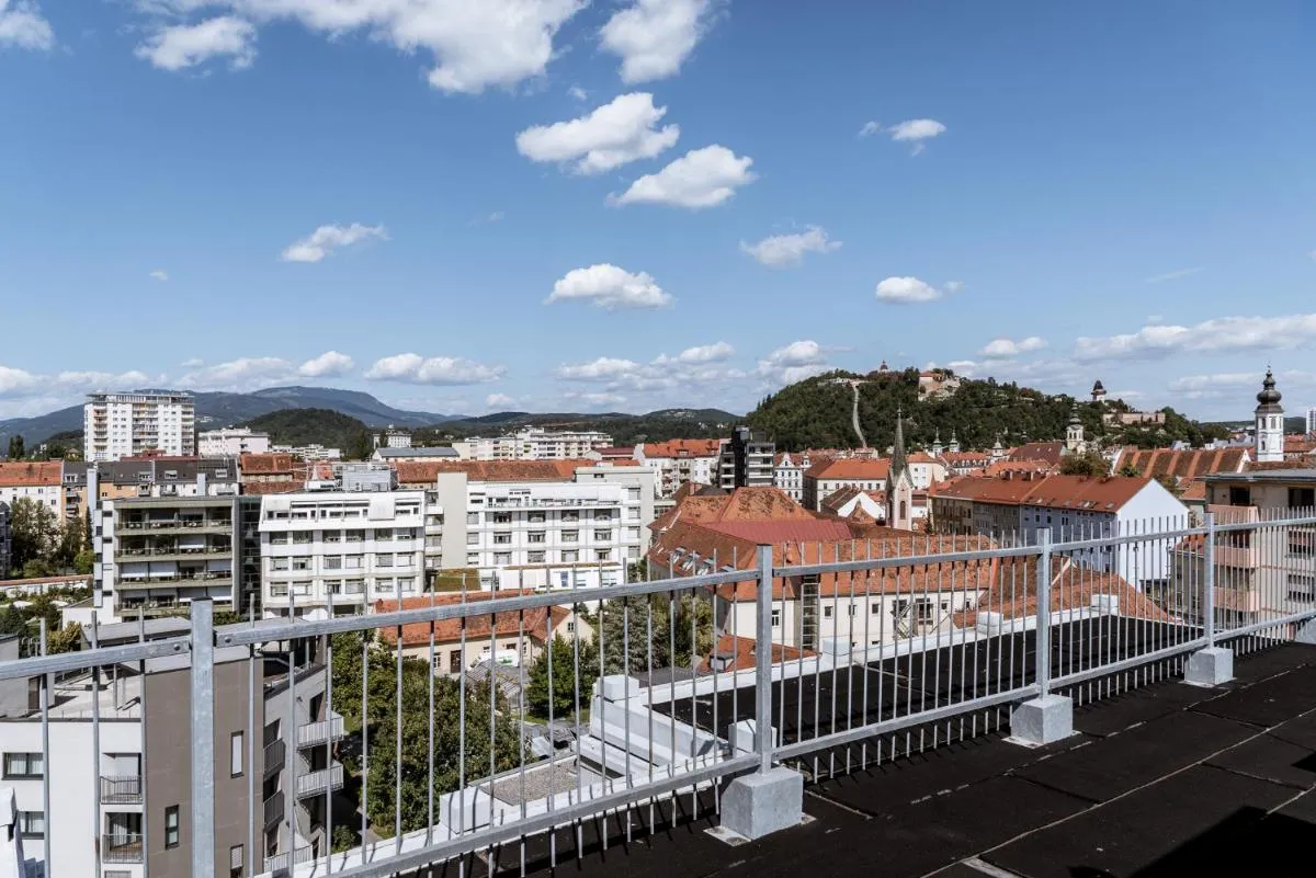 Image 5 of MH Living – 11 – Modern Living Dream in Center