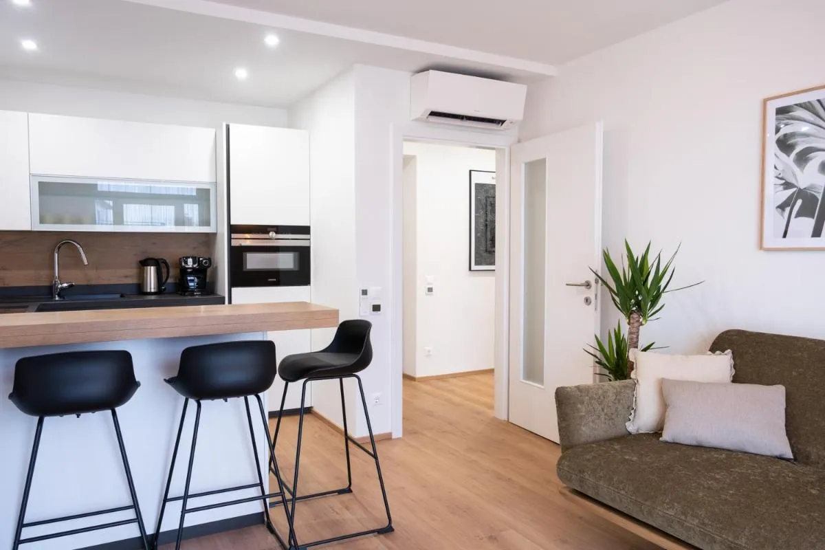 Image 3 of MH Living – 23 – Scandinavian Living Dream in Center