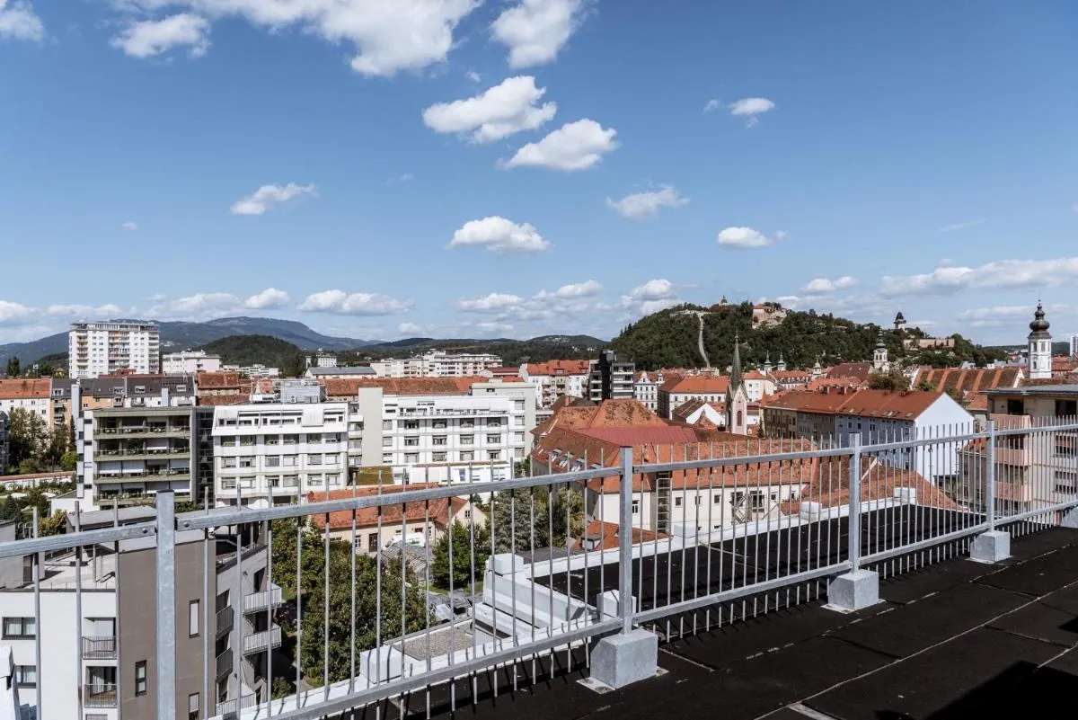 Image 5 of MH Living – 5 – Scandinavian Living Dream in Center