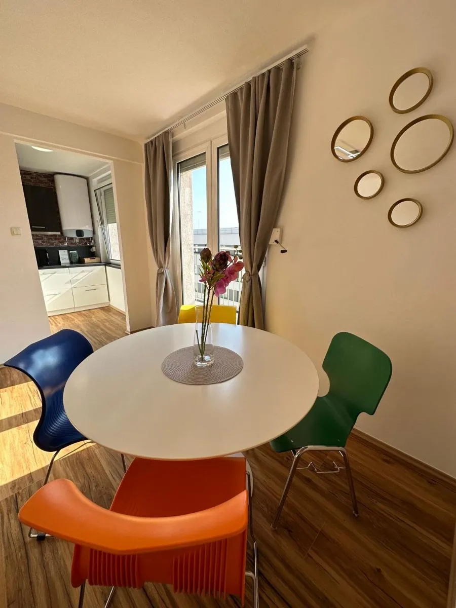 Image 5 of Moderne Wohnung mit 2 Balkonen, Self check-in, Parking