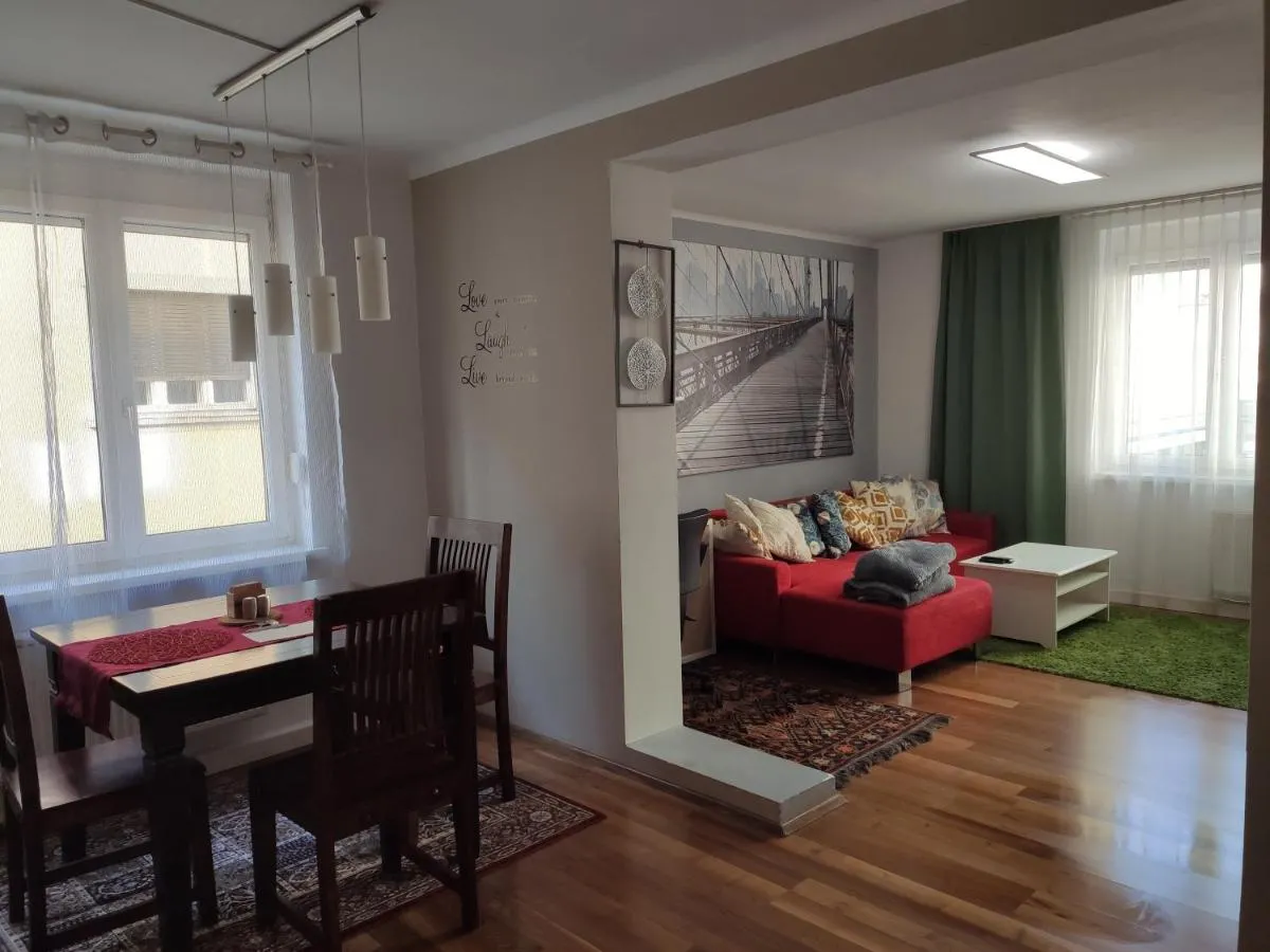 Image 2 of Moderne und schöne Wohnung