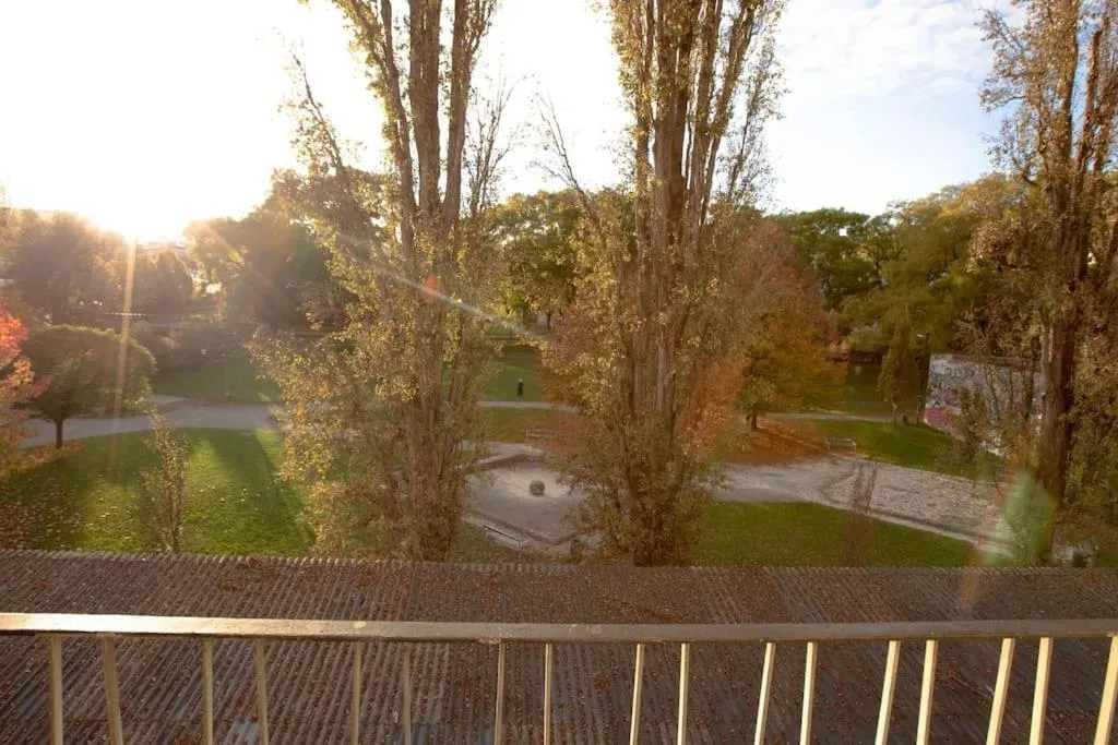 Image 2 of Spacious 63qm Flat plus Private Balcony