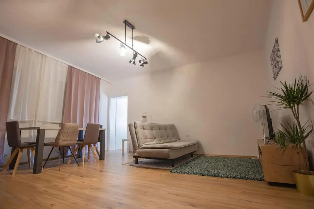 Image 1 of Spacious 63qm Flat plus Private Balcony