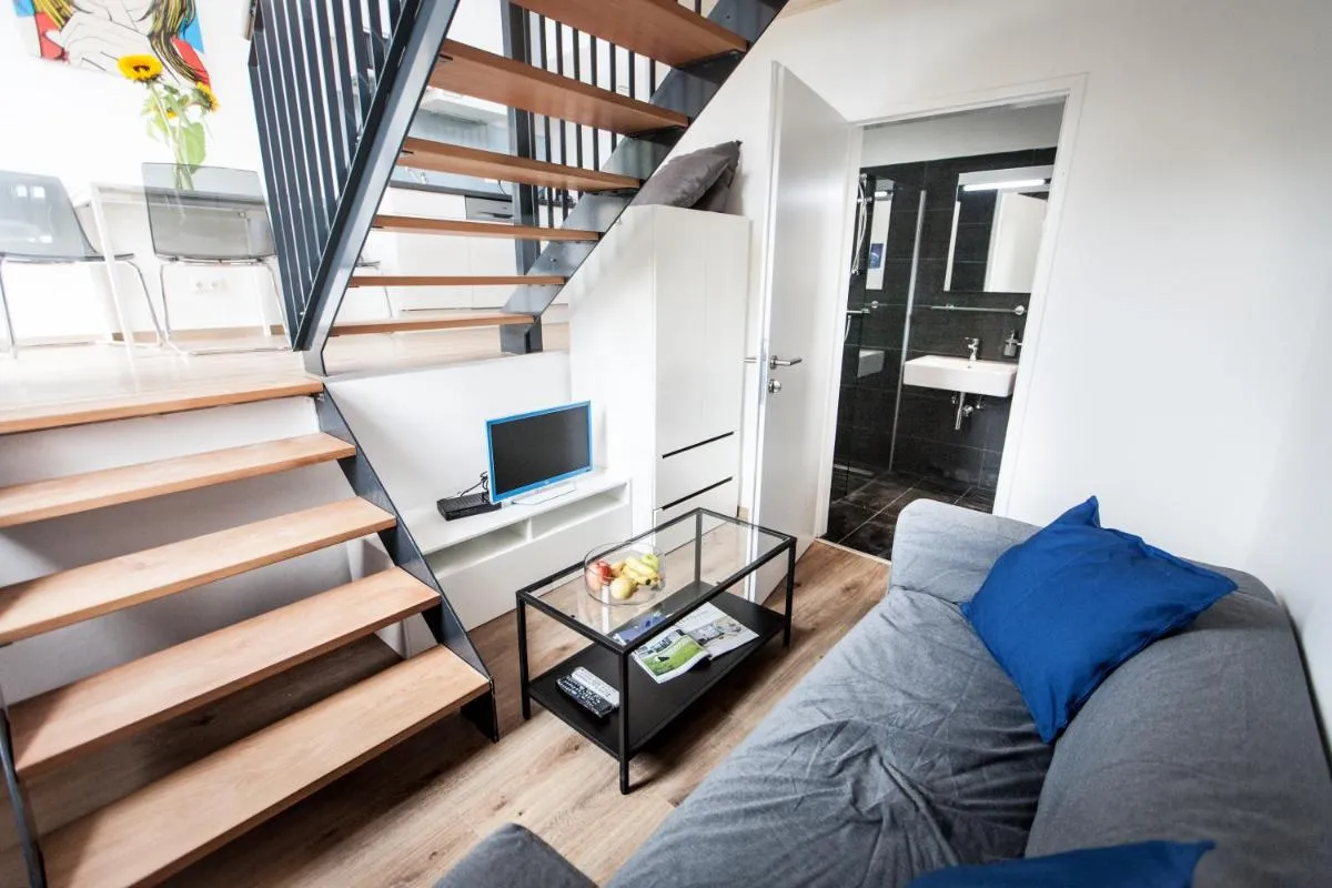 Image 4 of Studios +