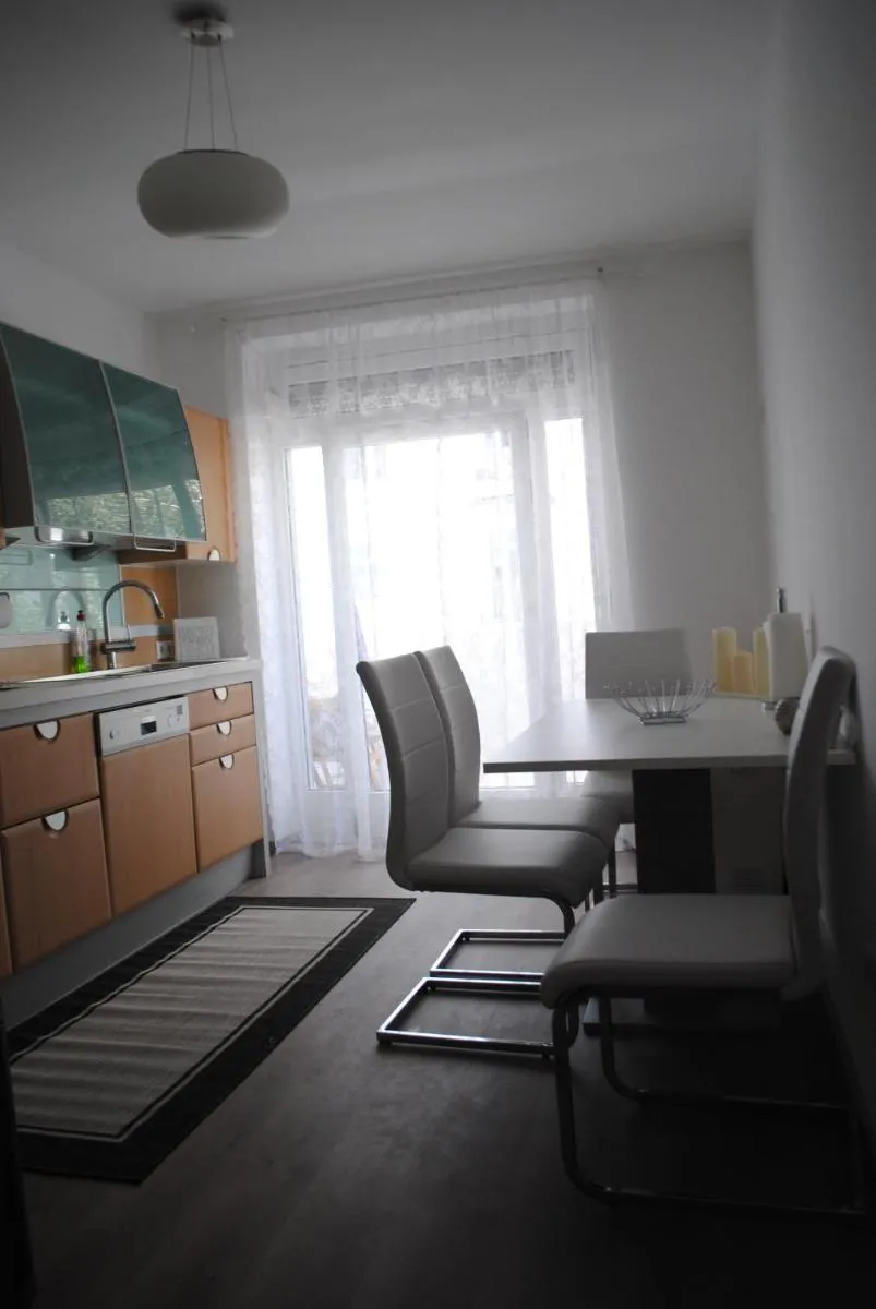Image 2 of Sunny and elegant apartament in central location Graz