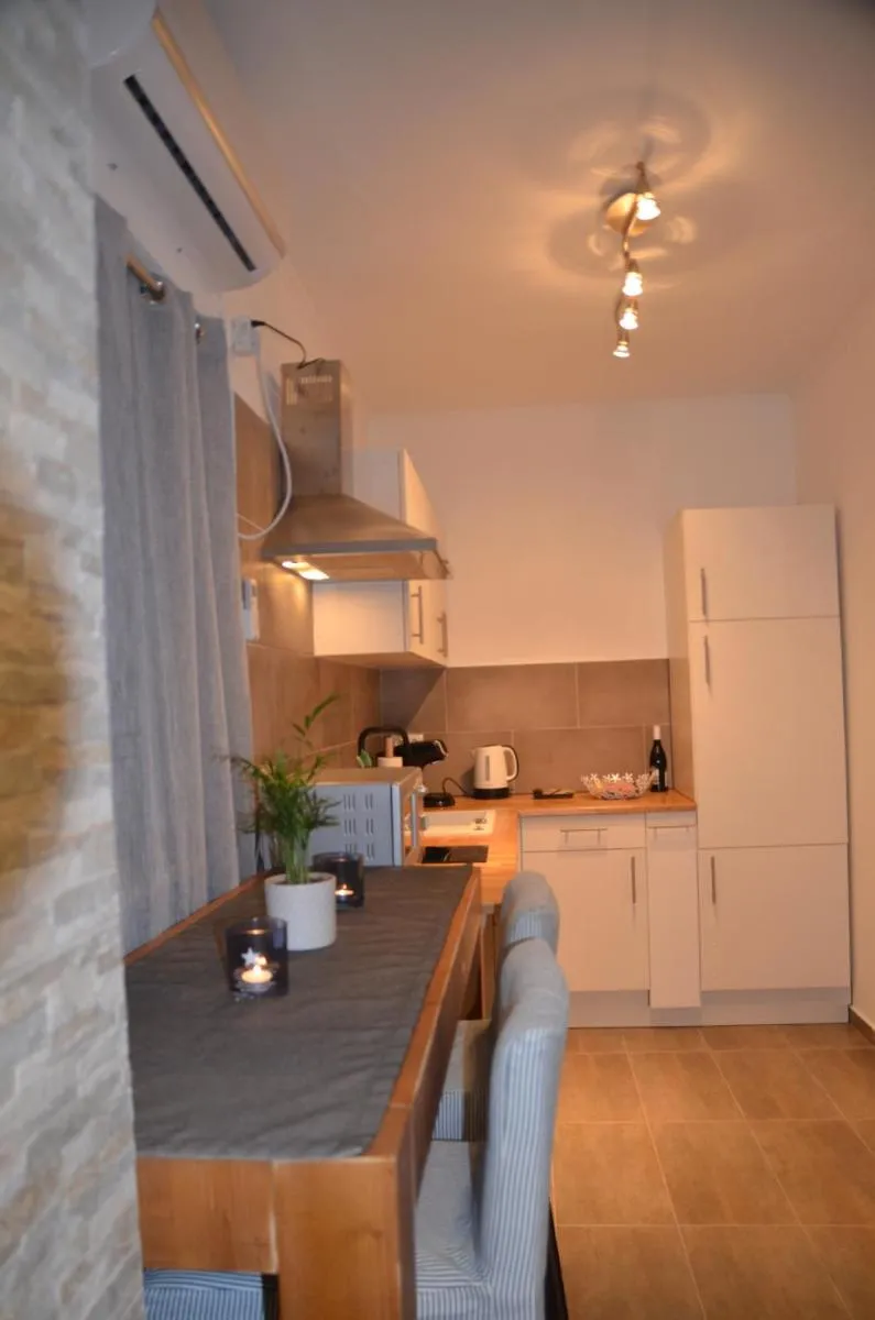 Image 3 of Vega – Free Parking – Self Checkin