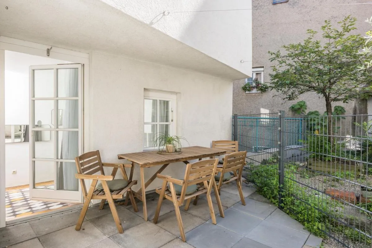 Image 6 of Zum Grazer Uhrturm