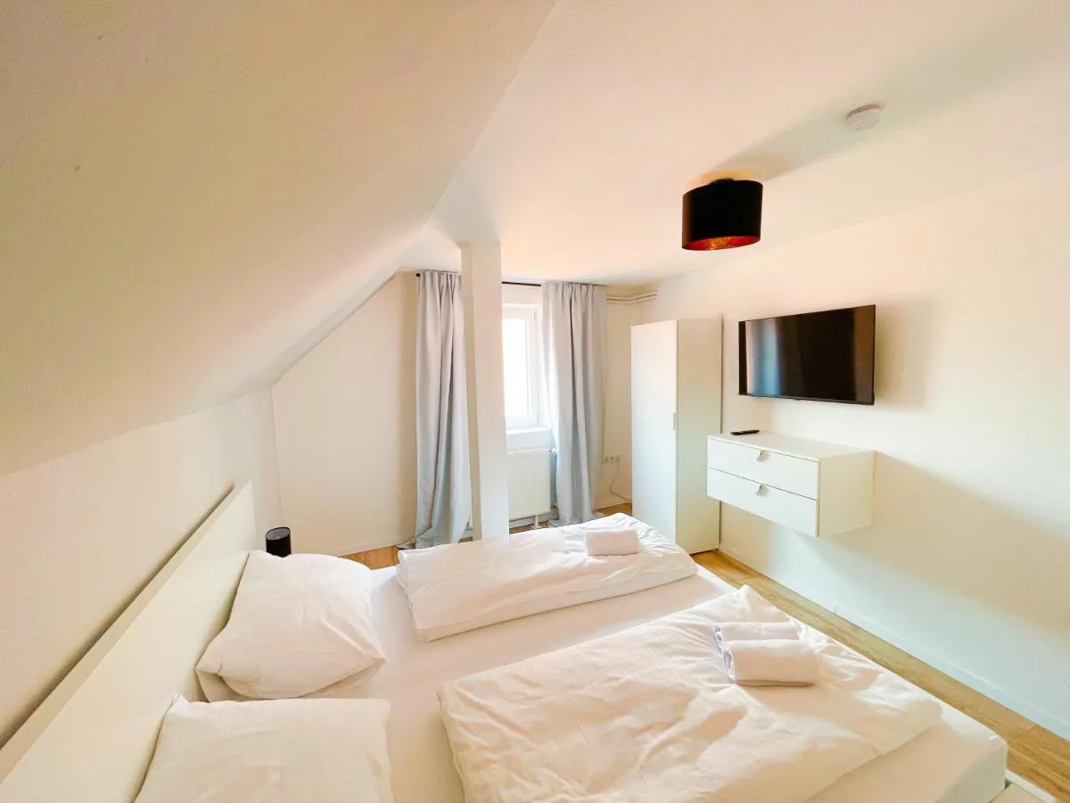 Image 3 of contactless Self-Check-IN – 5 minutes to center, Murliving