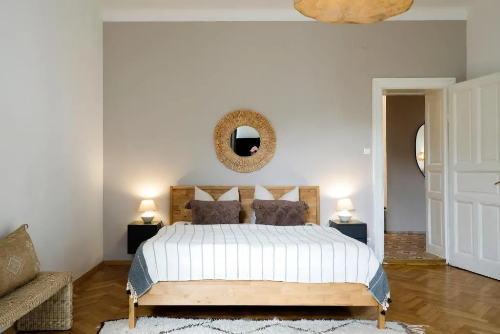 Image of Altbau-Traum im Stadtzentrum – free parking