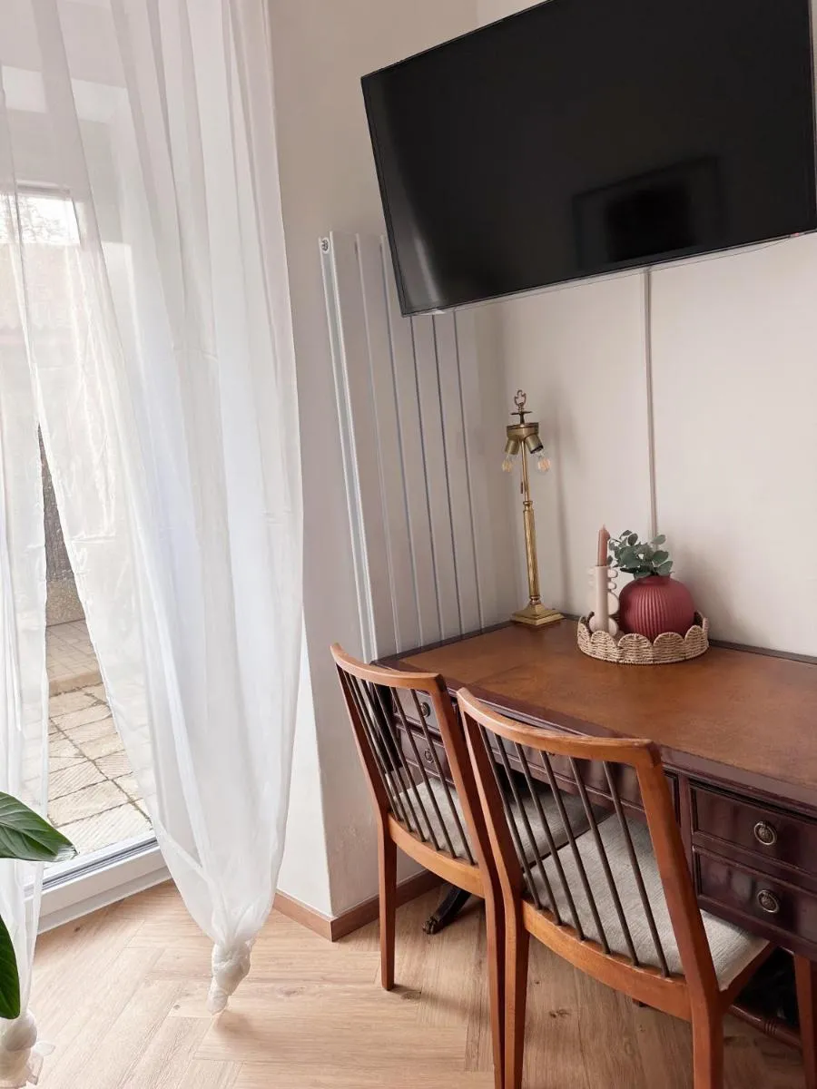 Image 6 of Altbaucharme direkt im Zentrum