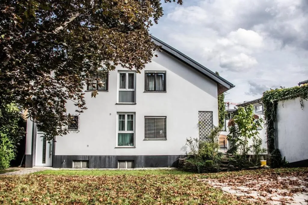 Image 5 of Apartment PourinGraz für Kunst- und Tennisliebhaber