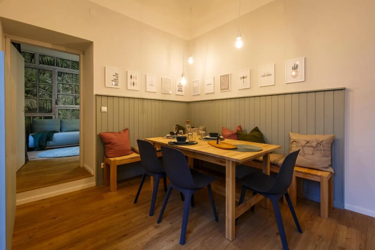 Image 3 of Blue flat by GrazRentals best location & free parking