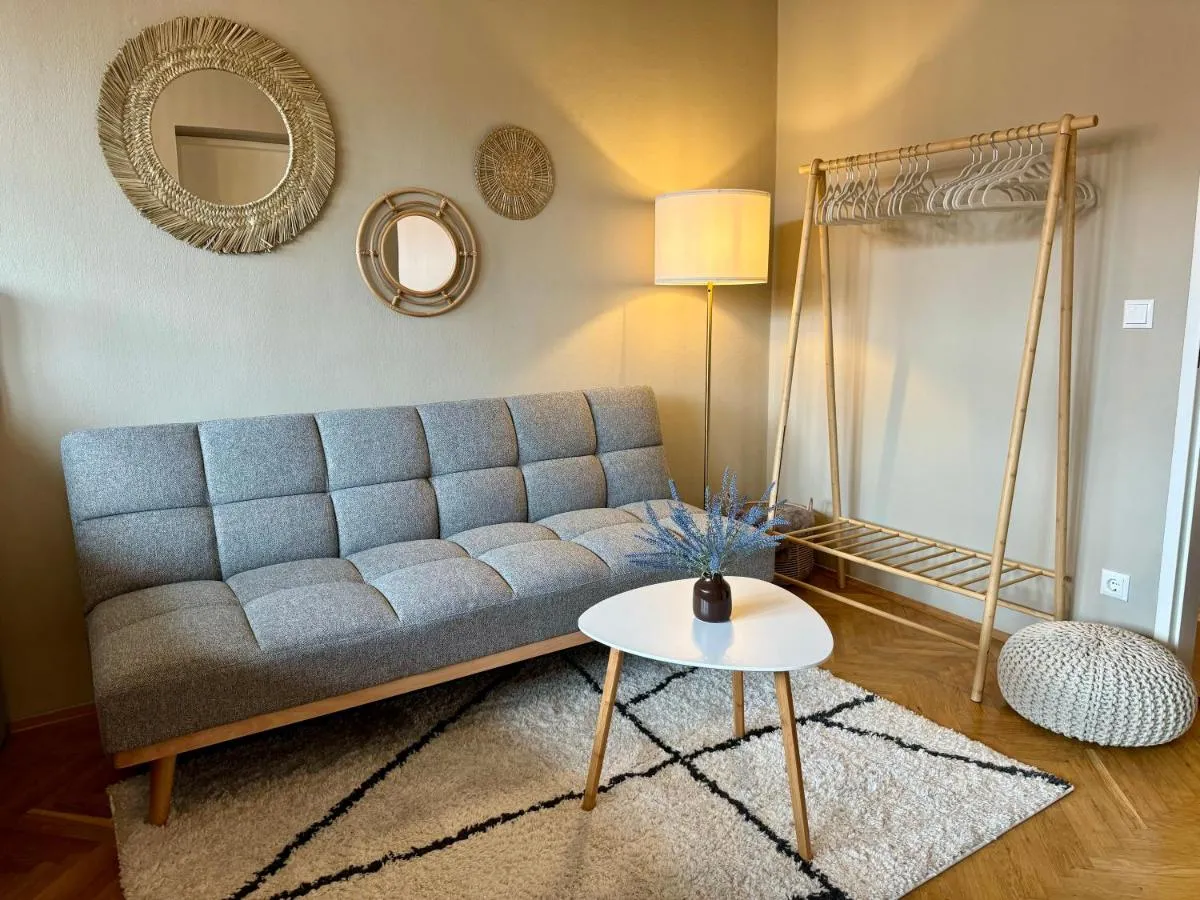 Image 5 of Boho Design Studio by HERO HOMES – Erstklassige Lage im historischen Zentrum – Self-Check-in