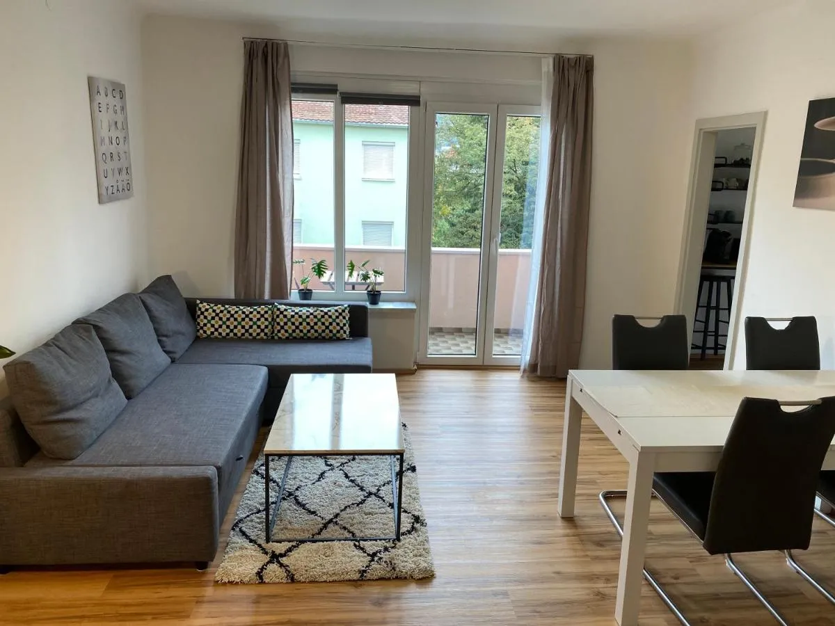 Image 4 of Charming flat in a quiet central location