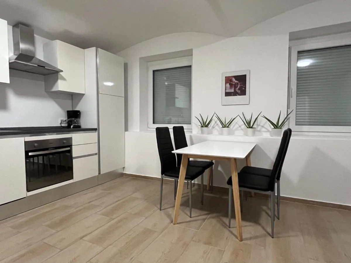 Image 3 of Dahoam in Graz – Top1