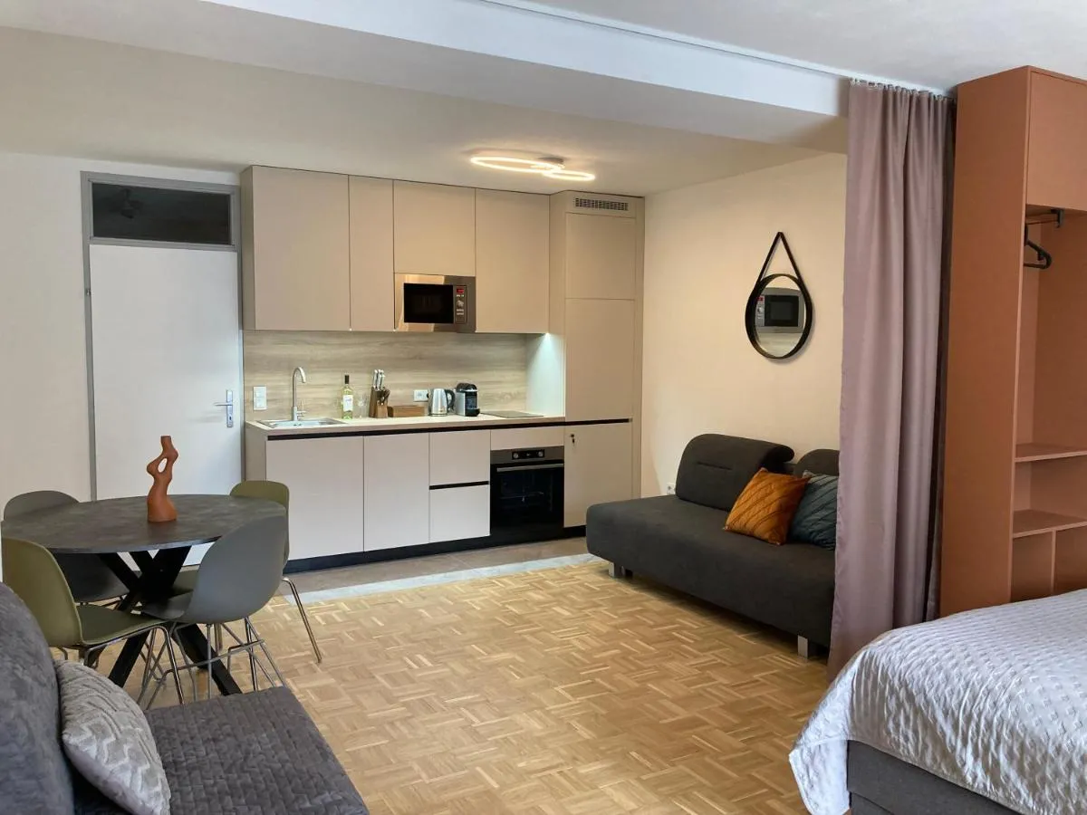 Image 2 of Fresh Apartment City & Free Parking