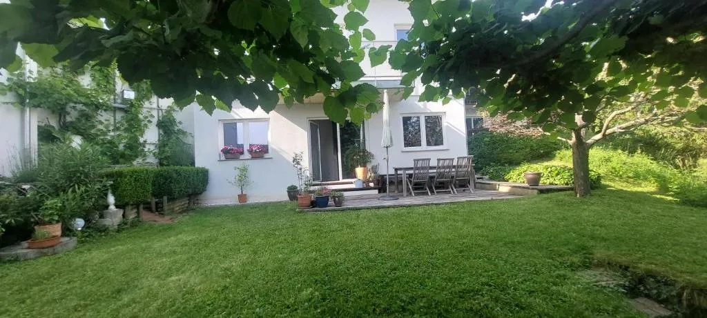 Image of Grazblick free Carport parking & self checkin