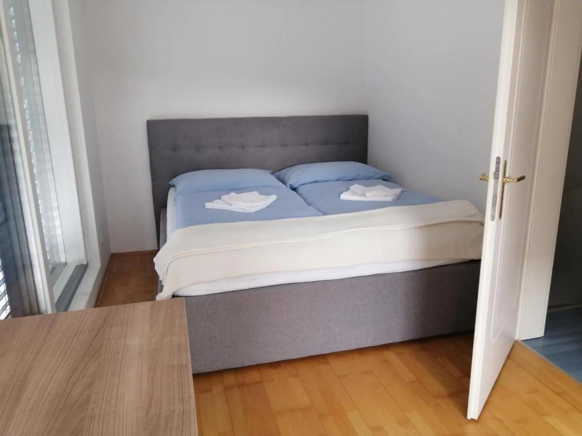 Image 1 of Grazblick free Carport parking & self checkin