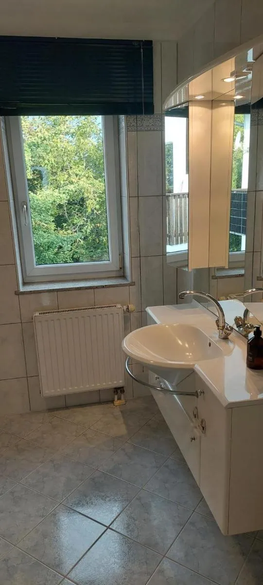 Image 6 of Grazblick free Carport parking & self checkin