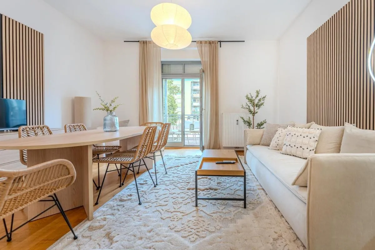 Image 2 of Hakuna Big Boho-Lounge – Stadtzentrum – kostenlose Parkplätze