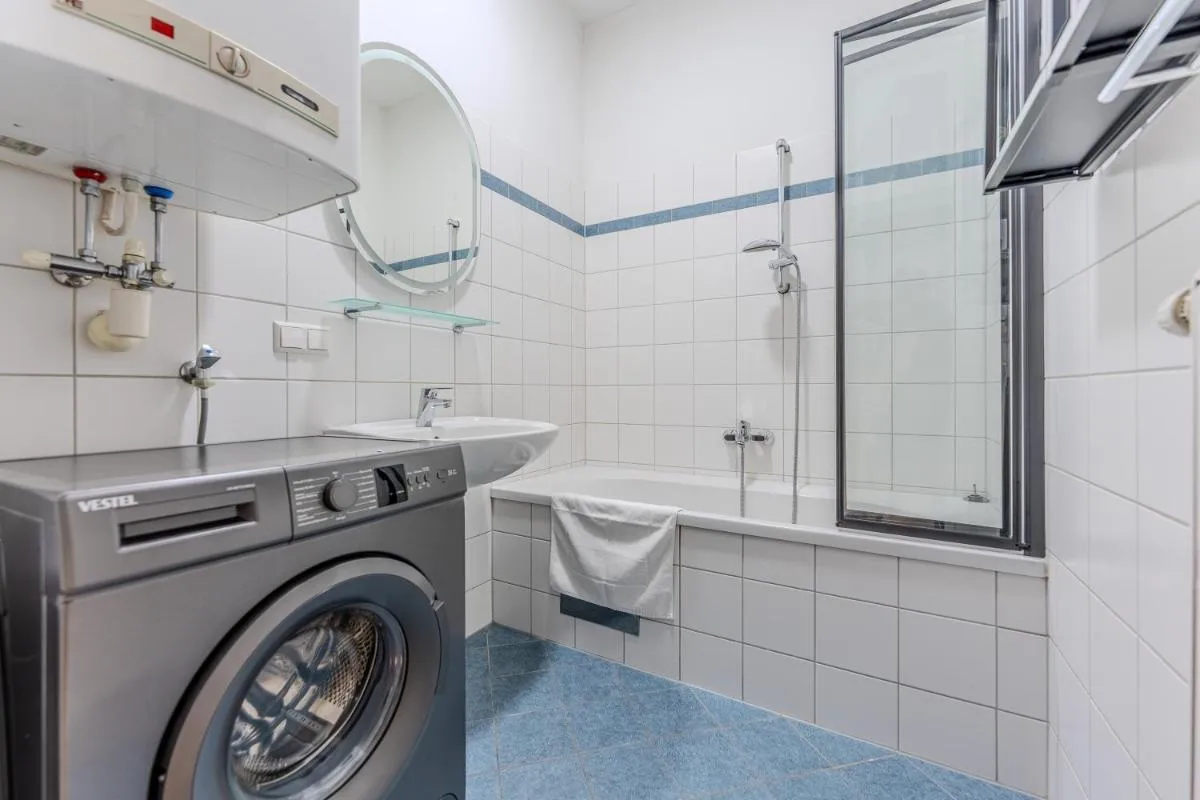 Image 2 of Hakuna ScandinavianSuite – city center – free parking